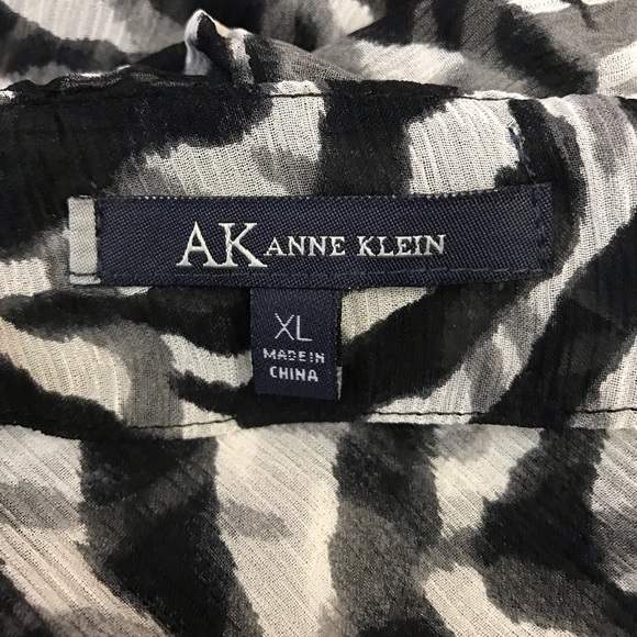 Anne Klein XL Animal print shirt top blouse - Picture 6 of 8